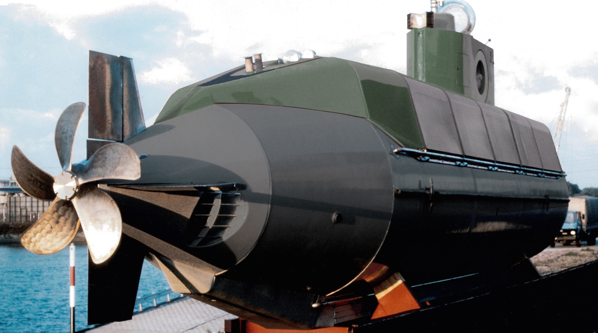 Privately Owned Submarine 1